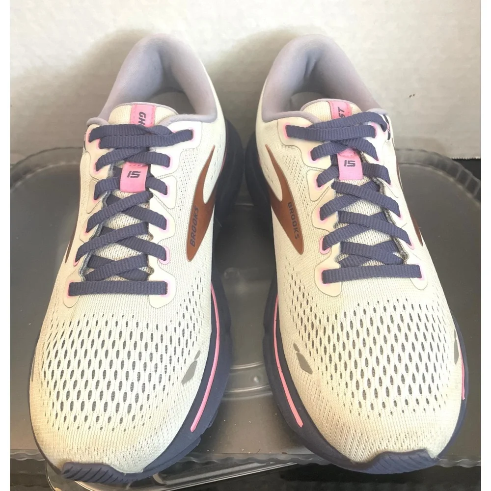 Women's Ghost 15 Running Shoes Sz 6.5  Gray/Pink - Picture 2 of 11
